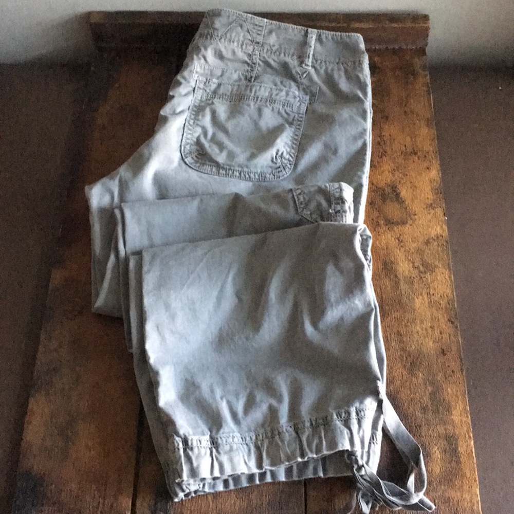 American Eagle military style pants